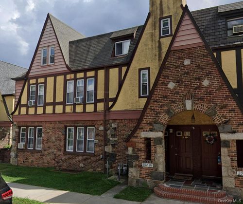 204 42nd Ave, Flushing, NY, 11361 | Card Image