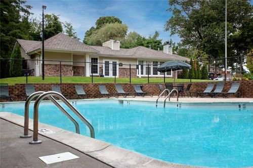 258-258 Lake Pointe Dr, Middle Island, NY, 11953 | Card Image