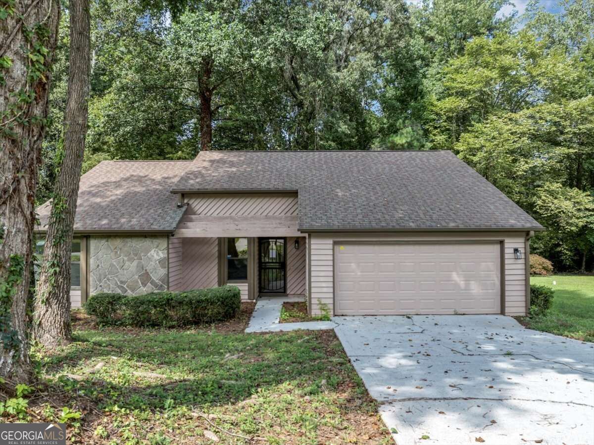 Residential in Stone Mountain 3