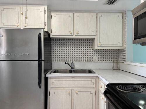 apt-134-1333 E Hallandale Beach Blvd, Hallandale Beach, FL, 33009-4604 | Card Image