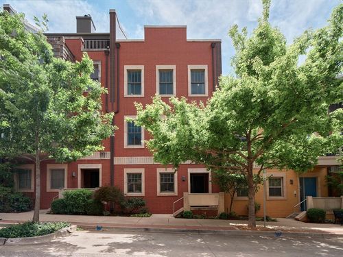 26 Ne 3rd St, Oklahoma City, OK, 73104-2206 | Card Image