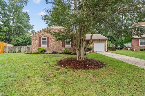 6 Coffman Cir, Hampton, VA, 23669-1841 | Card Image