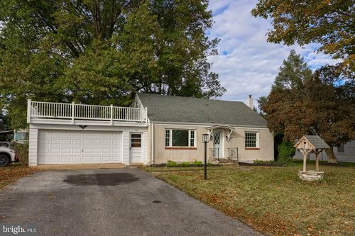 1143 E Main St, MOUNT JOY, PA, 17552-9334 | Card Image