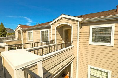 303 - Diablo Avenue, Condo with 2 bedrooms, 2 bathrooms and 2 parking in Novato CA | Image 2