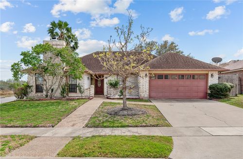 3002 Chapel Creek Dr, Corpus Christi, TX, 78414-3722 | Card Image