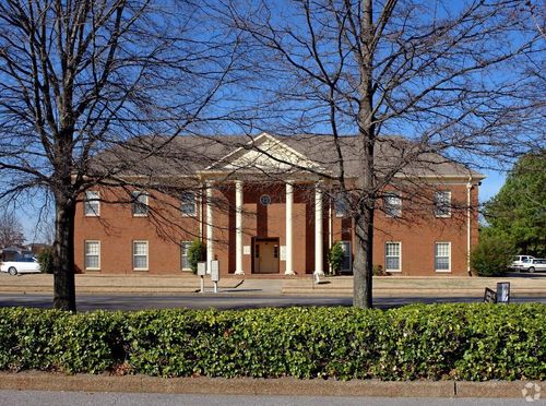 275 S Walnut Bend Rd, Cordova, TN, 38018-7279 | Card Image