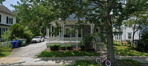707 Main Street, Warren, RI, 02885 | Card Image