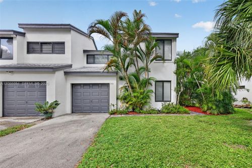 9901 Fairway Cove Ln, Plantation, FL, 33324-2825 | Card Image