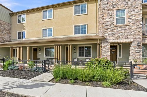 815 Blue Opal Dr, San Jose, CA, 95123-6813 | Card Image
