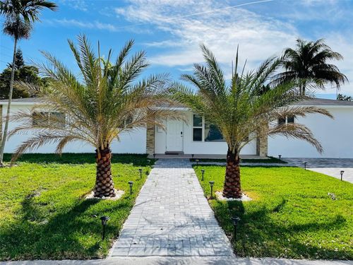 2802 Jackson St, Hollywood, FL, 33020-4740 | Card Image