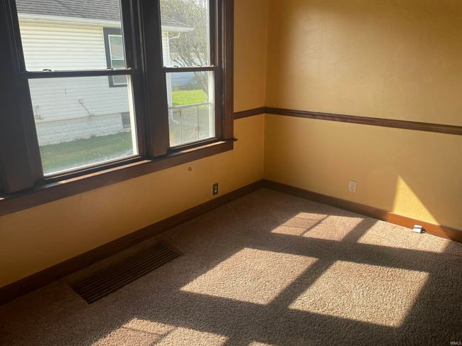 1611 S Washington St, House other with 2 bedrooms, 2 bathrooms and null parking in Kokomo IN | Image 14