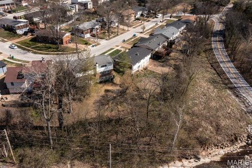 4598 Lemay Ferry Rd, SAINT LOUIS, MO, 63129-1614 | Card Image