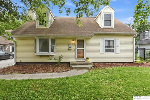 1106 Bluff Street, Bellevue, NE, 68005 | Card Image