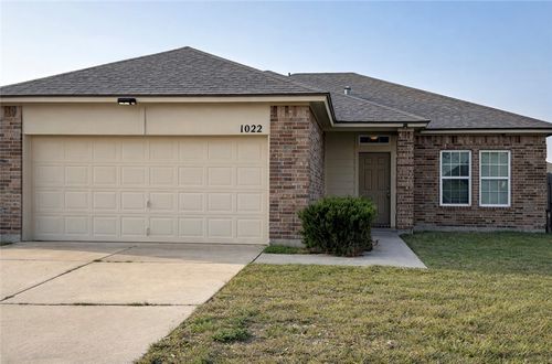 1022 Livermore St, Portland, TX, 78374-4210 | Card Image