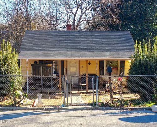 5 Circle Dr, Reidsville, NC, 27320-2713 | Card Image