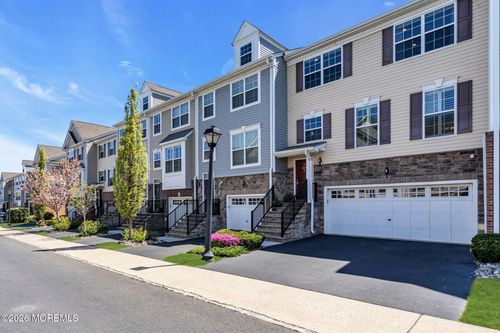 303 Princeton Ct, Shrewsbury, NJ, 07702-4058 | Card Image