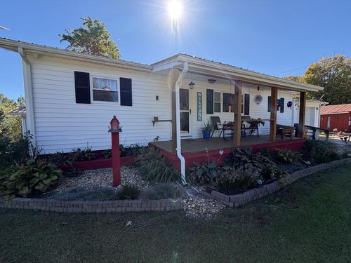 841 Yellow Cliff Rd, Jamestown, TN, 38556-6155 | Card Image