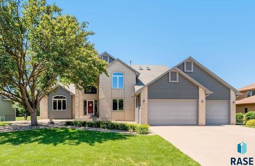 5901 S Tomar Rd, Sioux Falls, SD, 57108-4672 | Card Image