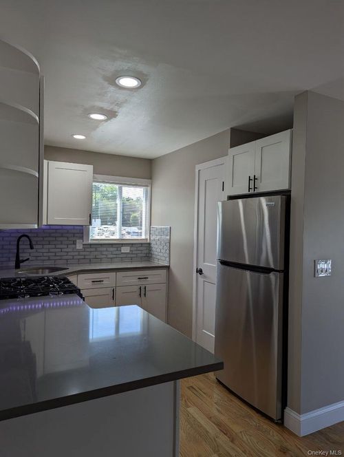 25b-1735 North Gardiner Drive North Gardiner Drive, Islip, NY, 11706 | Card Image