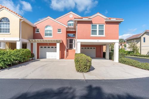 18 Jefferson Ct S, St Petersburg, FL, 33711-5119 | Card Image