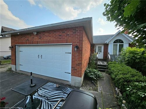 115 Miller Cres, Palmerston, ON, N0G2P0 | Card Image