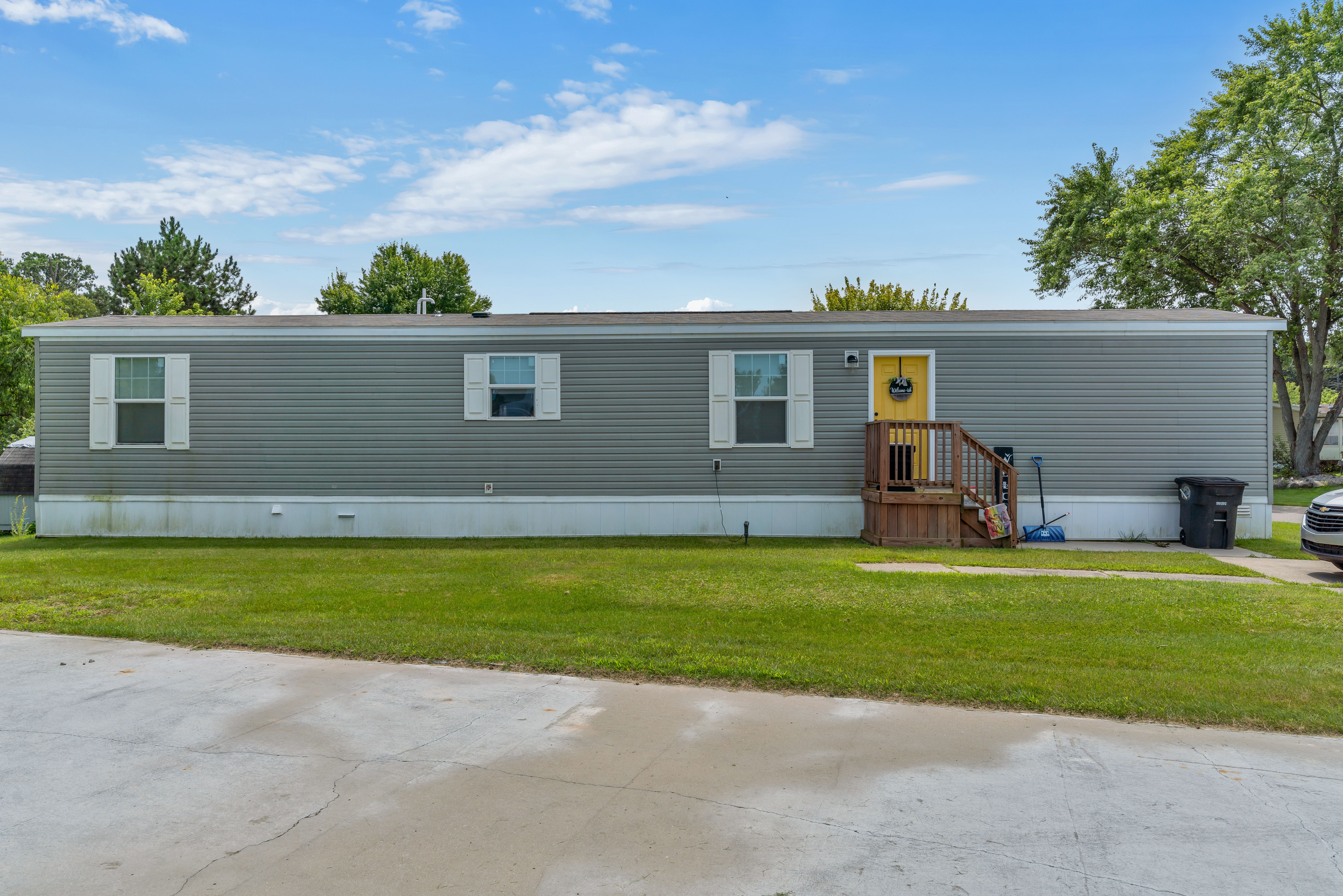 Pine Ridge Dr, Linden, MI 48451