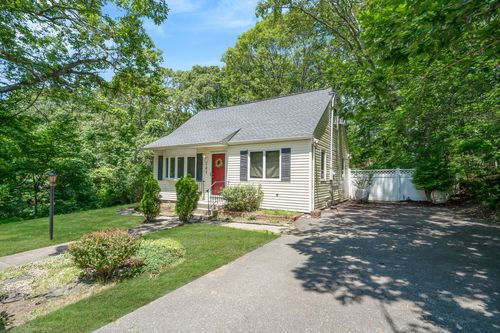 107 Cedar Ln, Medford, NY, 11763-1169 | Card Image