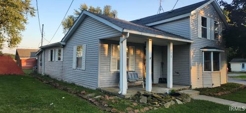 820 N Wayne St, Waterloo, IN, 46793-9704 | Card Image