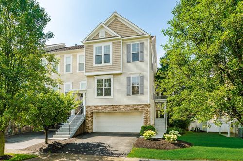 4131 Claver Dr, Columbus, OH, 43219-8110 | Card Image