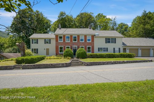 105 Fetherman Rd, STROUDSBURG, PA, 18360-6792 | Card Image
