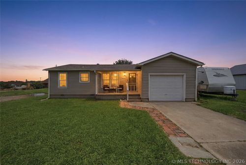 184 Greenbriar Cir, Mannford, OK, 74044-9602 | Card Image