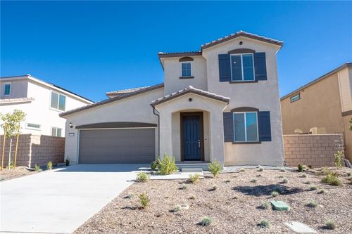 19536 Hanging Rock Rd, Lake Elsinore, CA, 92532-3900 | Card Image