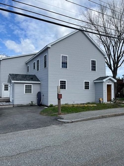 1-139 W Main St, Ayer, MA, 01432-1229 | Card Image