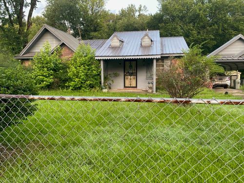 235 Rodeo Rd, Rossville, TN, 38066-3715 | Card Image
