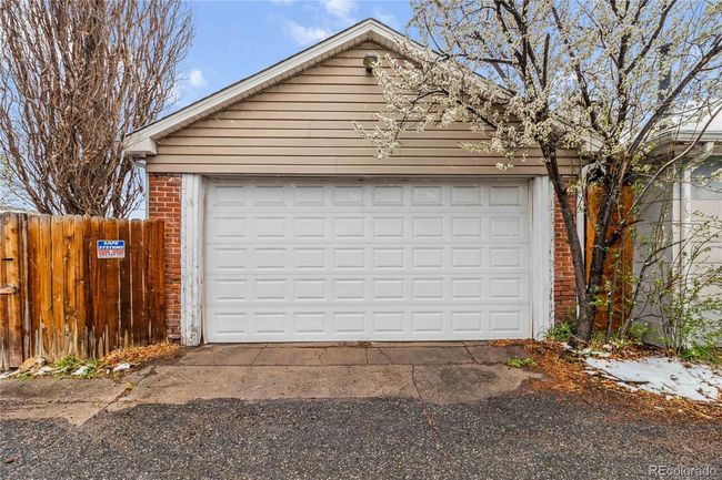 3777 Newton St, House other with 3 bedrooms, 3 bathrooms and 2 parking in Denver CO | Image 35