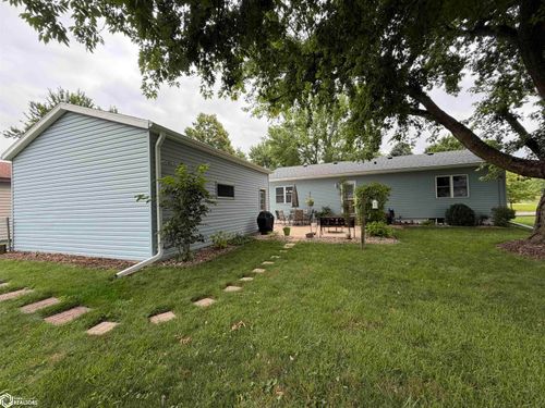 127 Indian Ave, Forest City, IA, 50436-2320 | Card Image