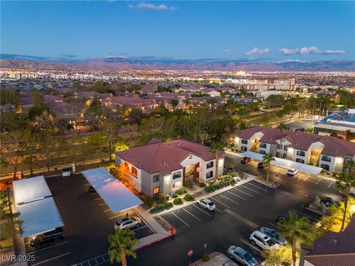 unit-2512-950 Seven Hills Dr, Henderson, NV, 89052-4311 | Card Image