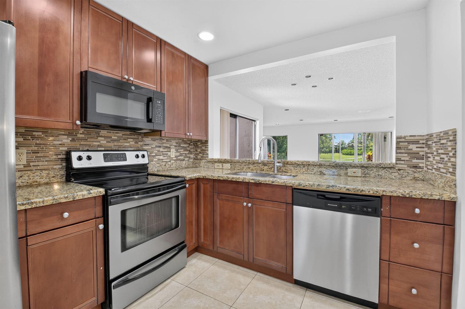 Residential Lease in Boca Raton 4