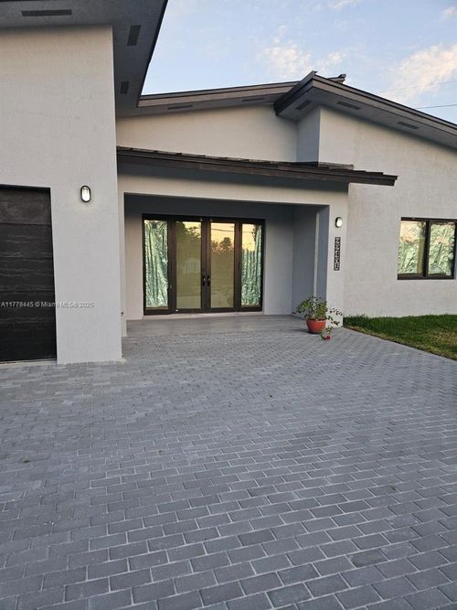 22451 Sw 118th Ave, Miami, FL, 33170 | Card Image
