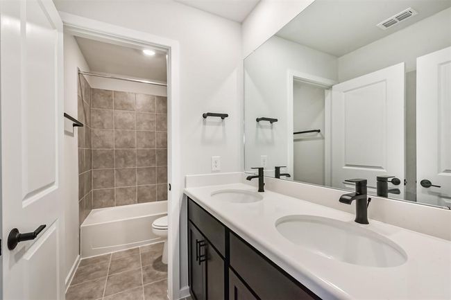 21606 Laggan Cliff Ln, House other with 5 bedrooms, 3 bathrooms and 2 parking in Cypress TX | Image 39