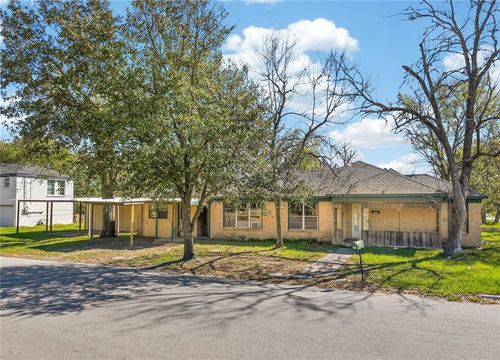 600 E Wm J Bryan Parkway, Bryan, TX, 77803 | Card Image