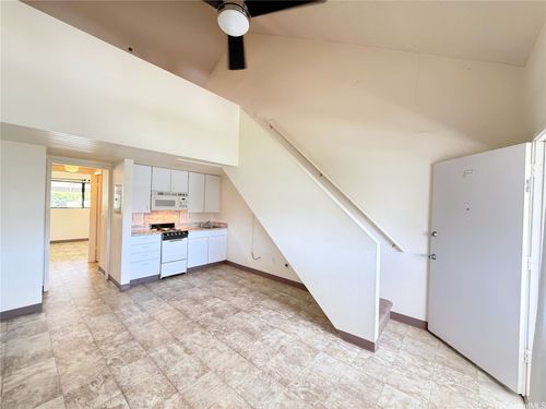 ph-4-2860 Waialae Ave, Honolulu, HI, 96826-1800 | Card Image