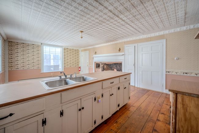 215 Bay Rd, Home with 0 bedrooms, 3 bathrooms and null parking in Farmington NH | Image 9