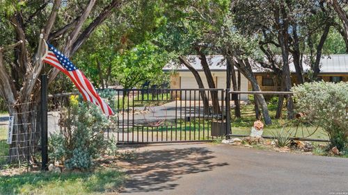 491 Lone Oak Rd, New Braunfels, TX, 78132 | Card Image