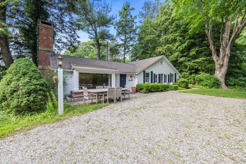 62 Pound Ridge Rd, Pound Ridge, NY, 10576-1631 | Card Image