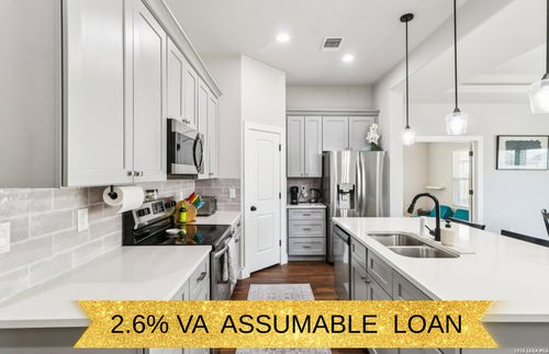 15302 Capri Ln, Selma, TX, 78154-3675 | Card Image