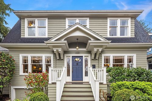 3609 Burke Ave N, Seattle, WA, 98103-8336 | Card Image