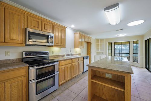 9710 Fm 740, Forney, TX, 75126-8116 | Card Image