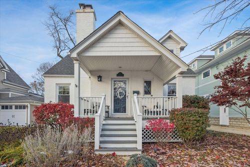 580 Hillside Ave, GLEN ELLYN, IL, 60137-4680 | Card Image