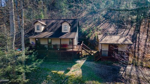 3748 Ginseng Way, Sevierville, TN, 37862-8296 | Card Image